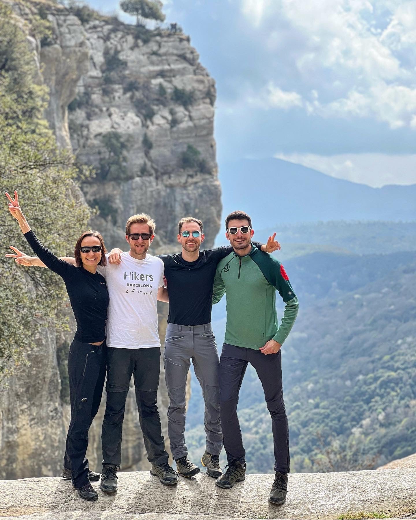 🔒COMPLETO 🏔️ Los Hikers a la conquista del legendario Camino De Santiago - 100km 🐉 Intermedio-Avanzado 💪 ➸ 📅 Domingo, 04.08.24 - Domingo, 11.08.24 💰219€-399€
