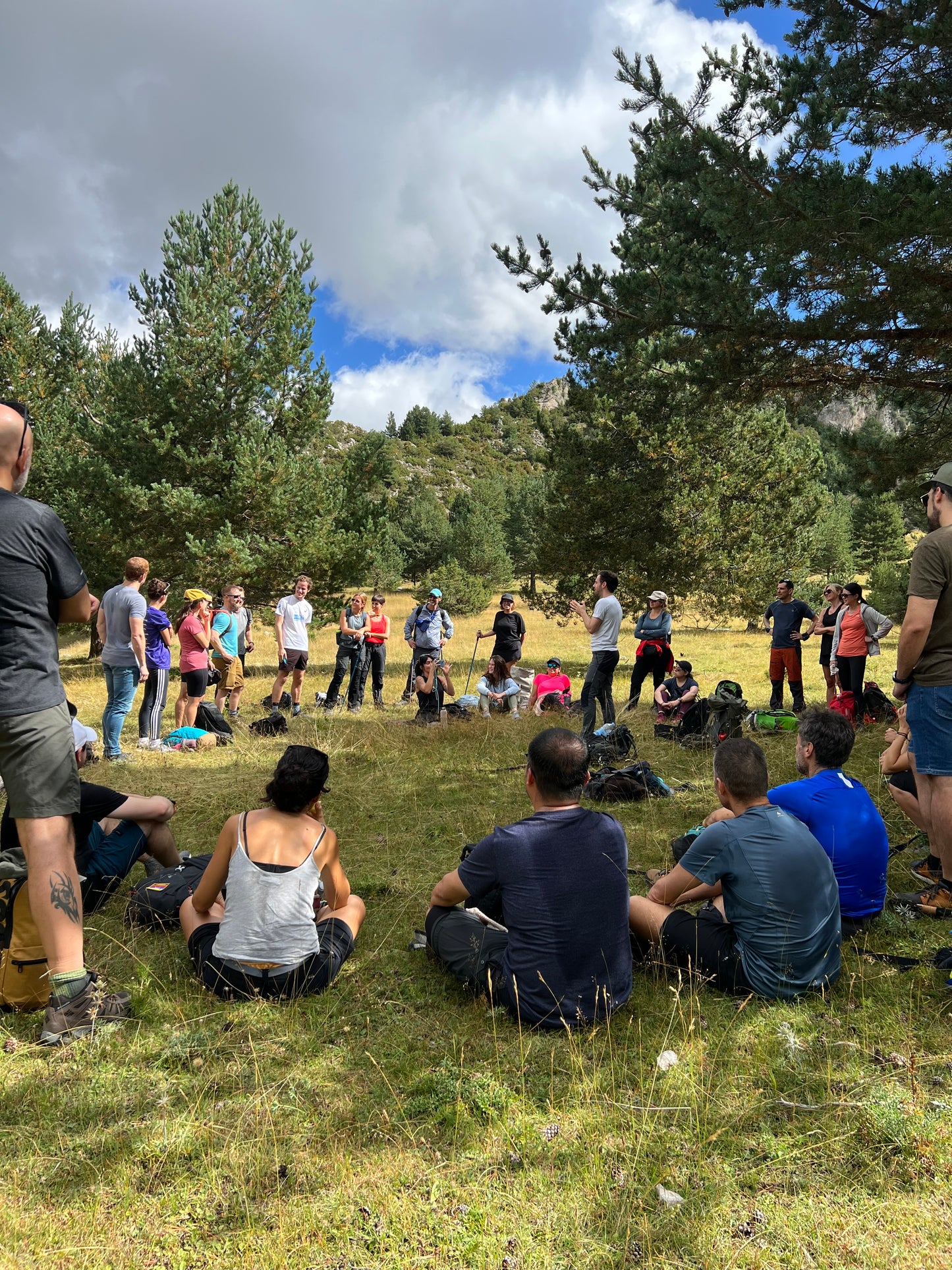 🔒COMPLETO 🚌 EN BUS 🤯 Magnífico Pedraforca 360º 🏔️ Intermedio-Avanzado 16km 💪 ➸ 📅 Sábado, 14.06.25