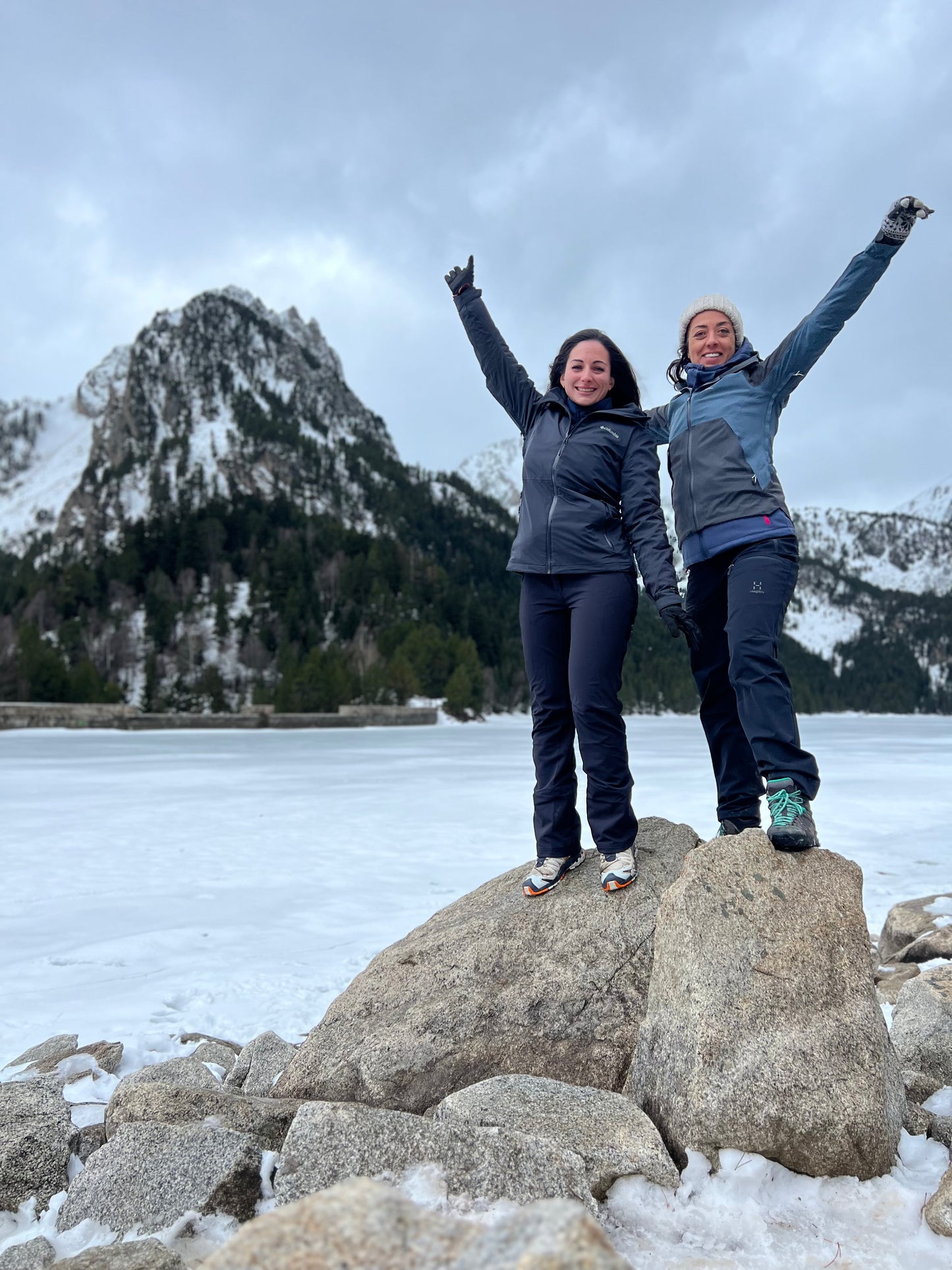 📍BCN ❄️ PUENTE DICIEMBRE 😍 Maravilloso Parque Nacional de Aigüestortes 🏔️ Intermedio 💪 💰149€-199€ ➸ 🗓️ Sábado, 06.12.25 - Lunes, 08.12.25