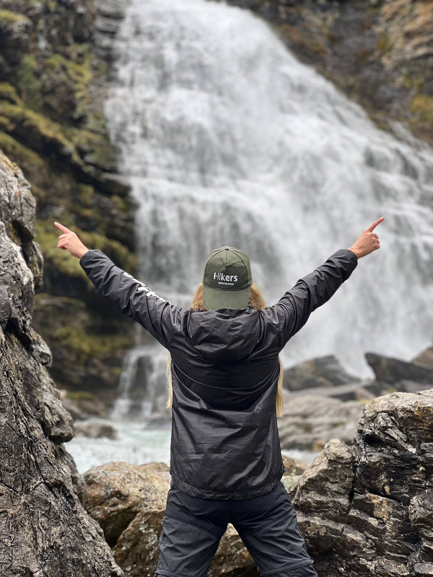 🔥2 plazas📍BCN 🎃 HALLOWEEKEND 🏔️ Ordesa, lago glaciar y tirolina 🚀 Intermedio 💪💰229€-249€ ➸ 🗓️ Sábado, 01.11.25 - Domingo, 02.11.25