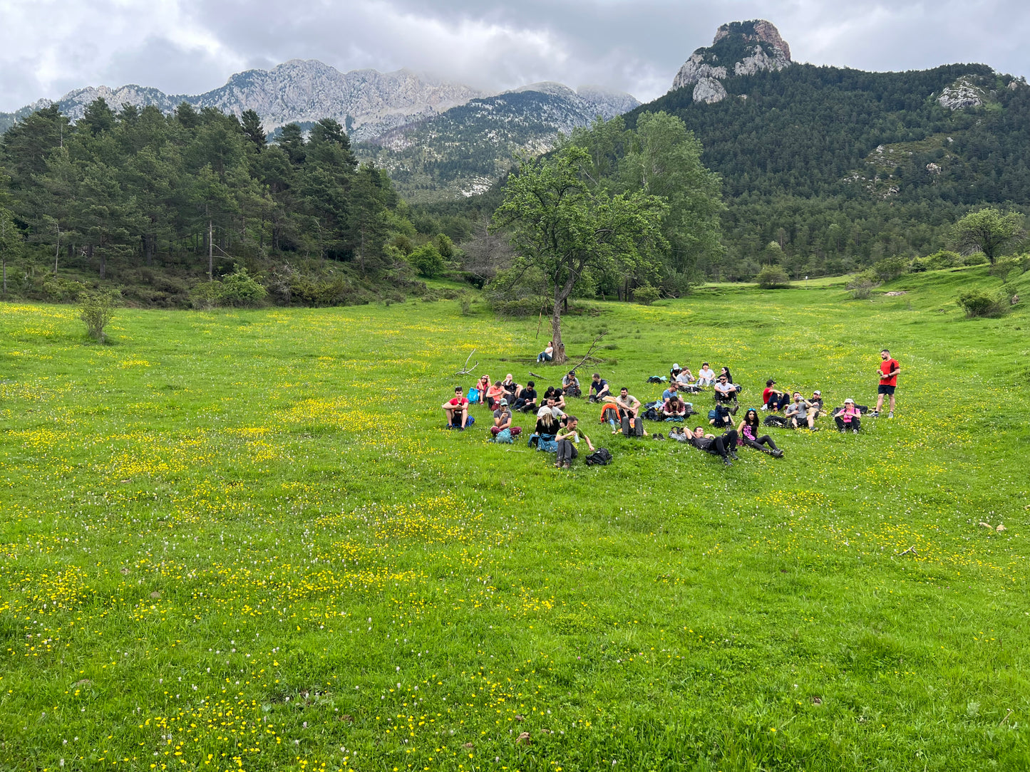 🔒COMPLETO 🚌 EN BUS 🤯 Magnífico Pedraforca 360º 🏔️ Intermedio-Avanzado 16km 💪 ➸ 📅 Sábado, 14.06.25