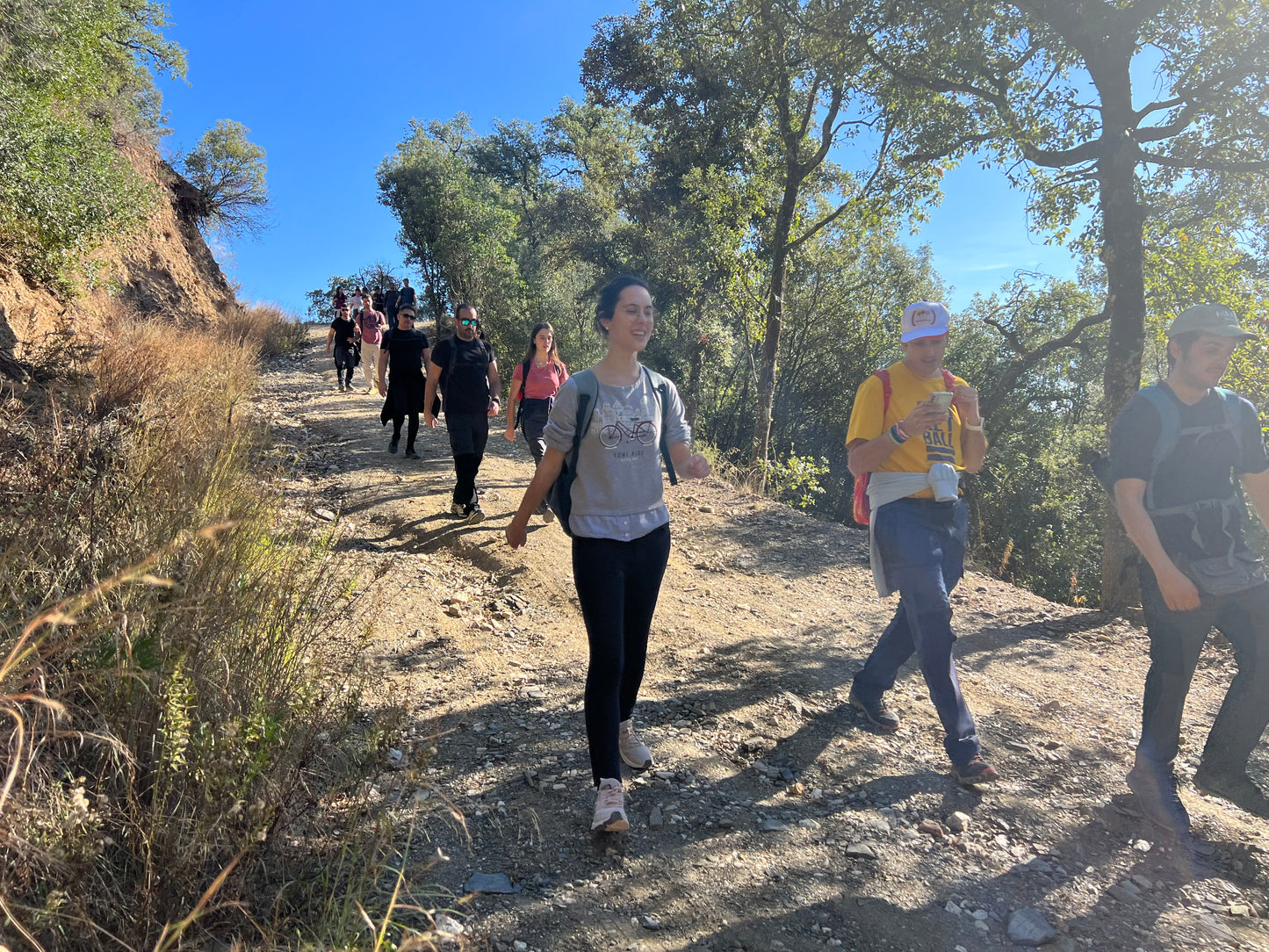 🔥8 plazas🚅 EN TREN 🙋🏼♀️ Preciosa ruta Gualba 🌳 Parque Natural Montseny 😍 Fácil-intermedio 14km 💪 ➸ 🗓️ Sábado, 20.09.25