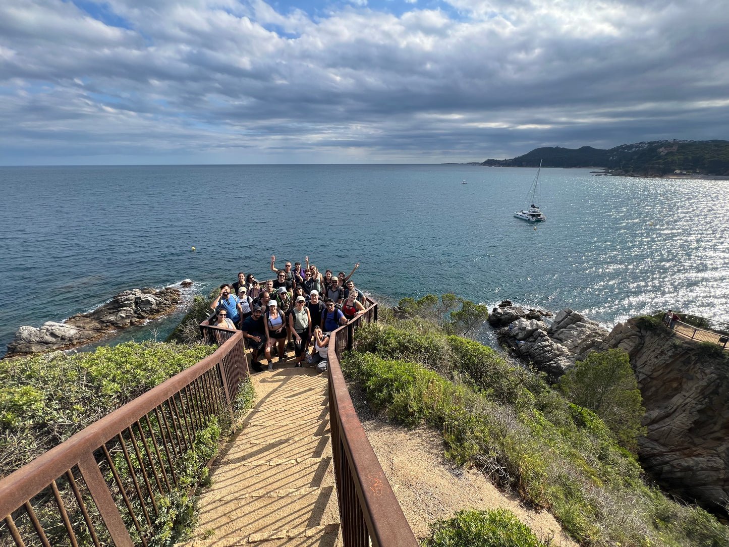🚅 EN TREN ☀️ Calas turquesas: Blanes - Lloret de Mar 🌊 Fácil-Intermedio 14km 💪 ➸ 🗓️ Domingo, 10.08.25