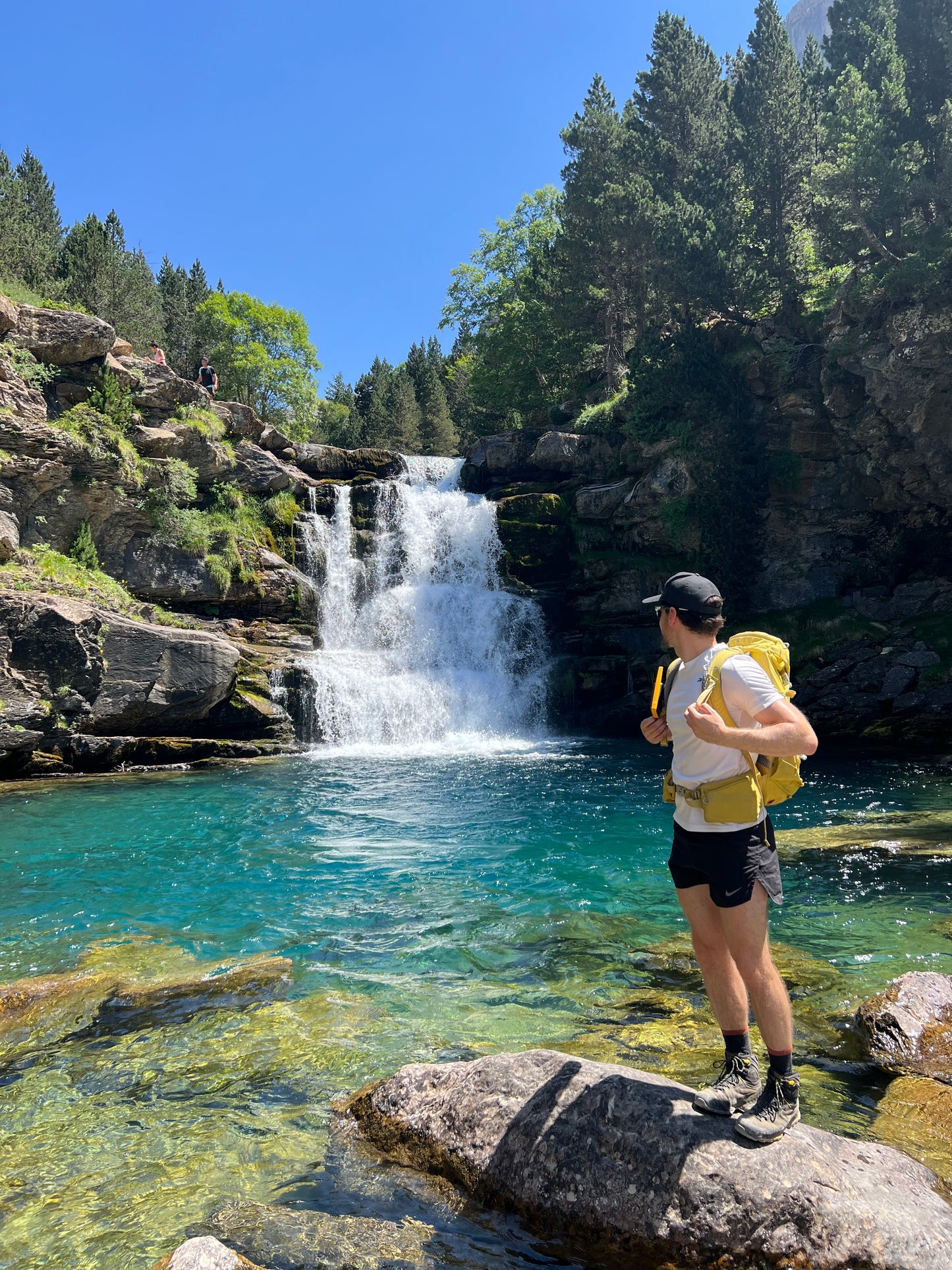 🔥2 plazas📍BCN 🎃 HALLOWEEKEND 🏔️ Ordesa, lago glaciar y tirolina 🚀 Intermedio 💪💰229€-249€ ➸ 🗓️ Sábado, 01.11.25 - Domingo, 02.11.25