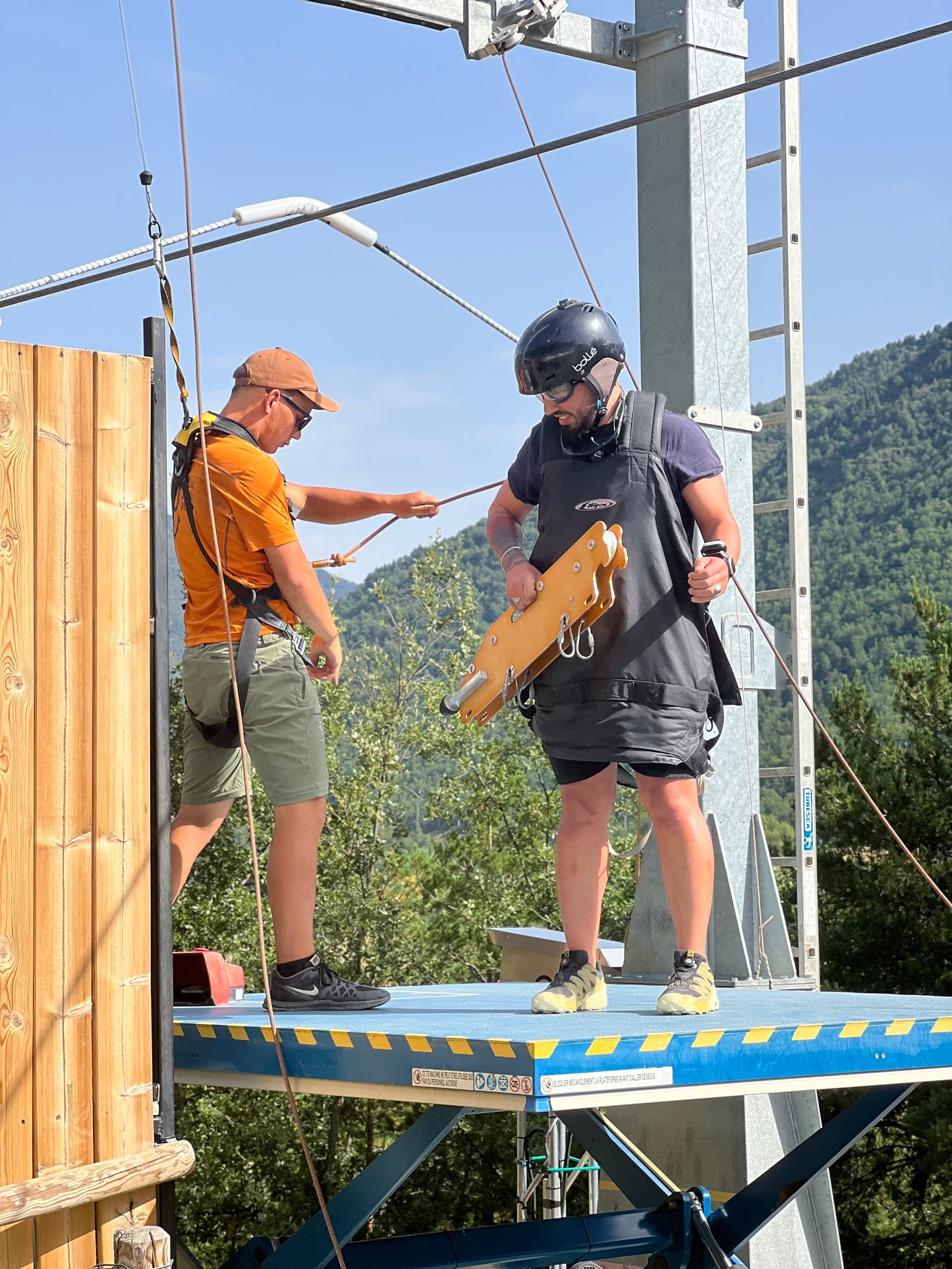 🔥2 plazas📍BCN 🎃 HALLOWEEKEND 🏔️ Ordesa, lago glaciar y tirolina 🚀 Intermedio 💪💰229€-249€ ➸ 🗓️ Sábado, 01.11.25 - Domingo, 02.11.25