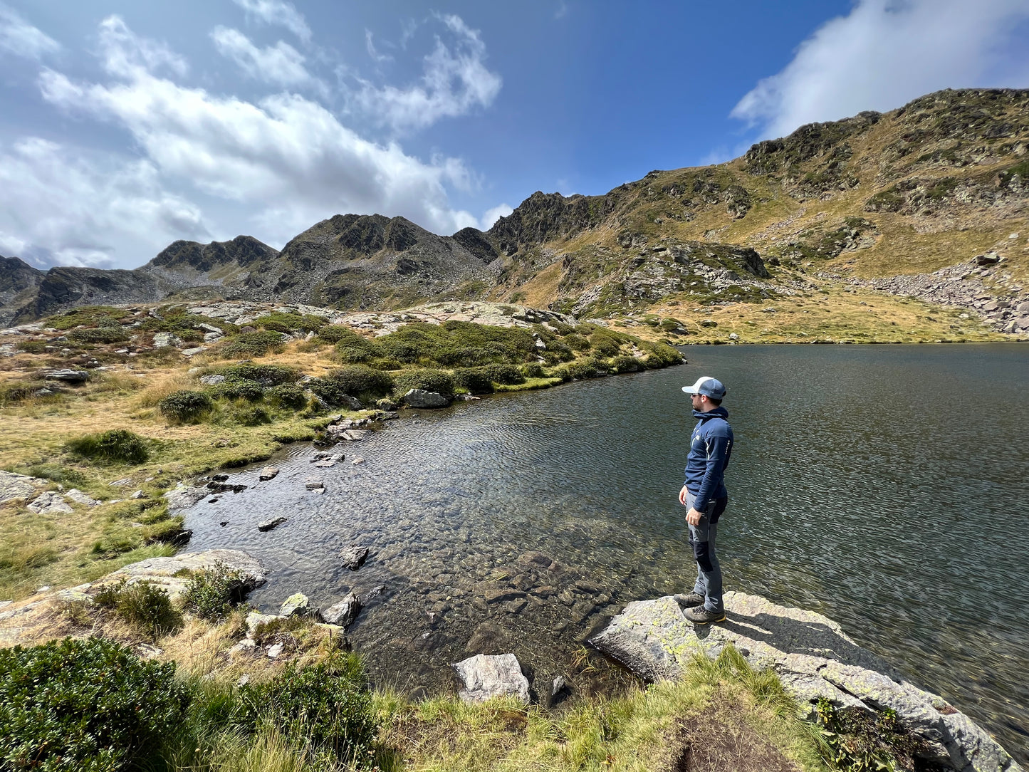 🚌 EN BUS🛡️Los Hikers conquistan Andorra - Lagos de Tristaina, Puente Tibetano y Mirador del Quer 😍 Avanzado 10km 💪 ➸ 🗓️ Sábado, 05.07.25