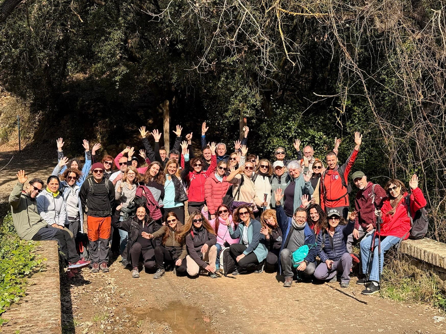 👣 45-65 años 🚅EN TREN 🍂 Bufadores de Bebié 🏔️ Intermedio-avanzado 16km💪 ➸ 📅 Sábado, 14.06.25