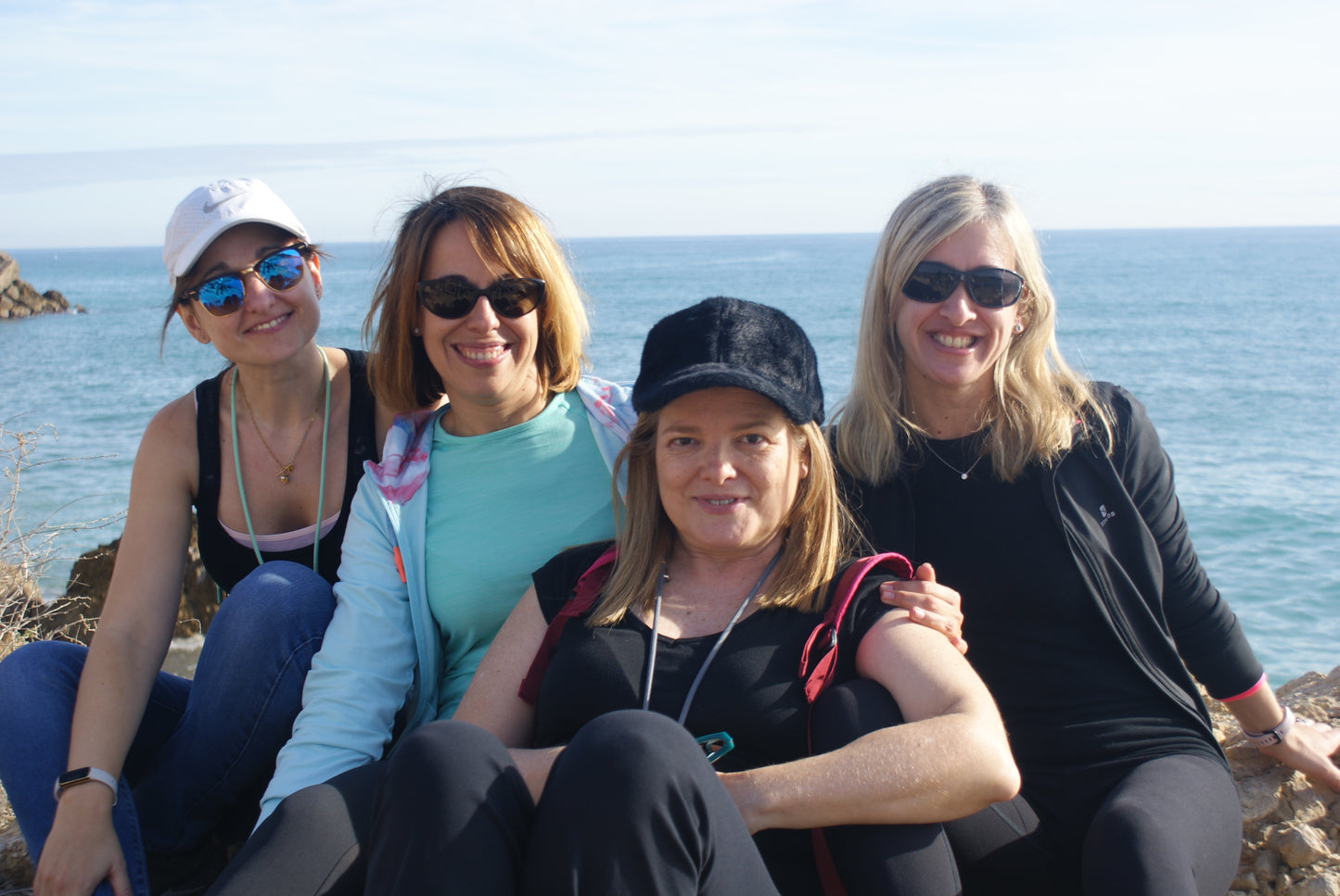 👣45-65 años 🚅EN TREN 🌞 Preciosa ruta costera Vilanova - Sitges 🌊 Fácil 9km 💪 ➸ 🗓️ Sábado, 21.06.25