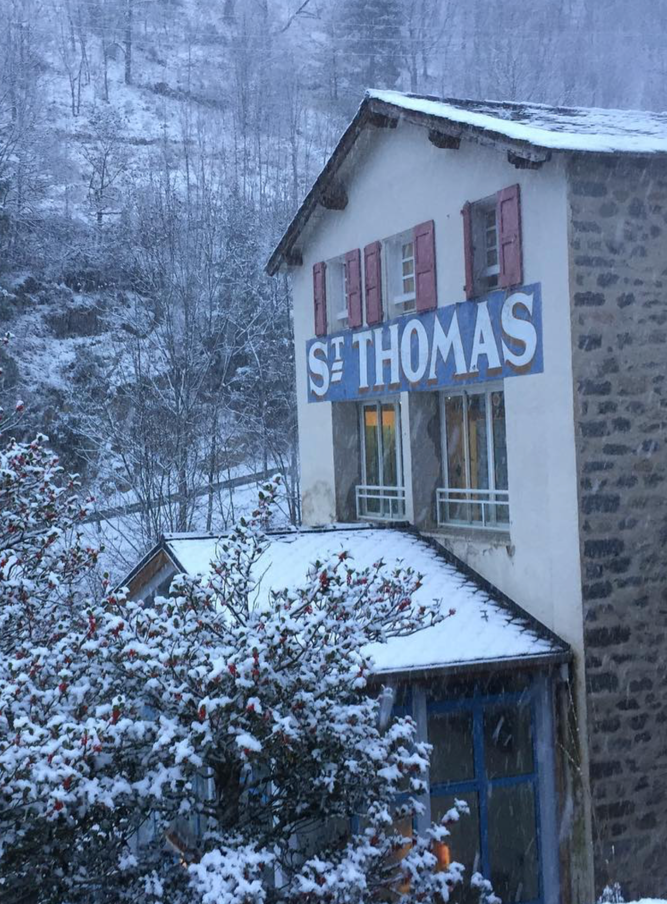 📍BCN ❄️ PUENTE DICIEMBRE 🧖🏽‍♀️ Baños termales en Francia 🇫🇷 Intermedio 💪 💰139€-179€ ➸ 🗓️ Sábado, 06.12.25 - Domingo, 07.12.25