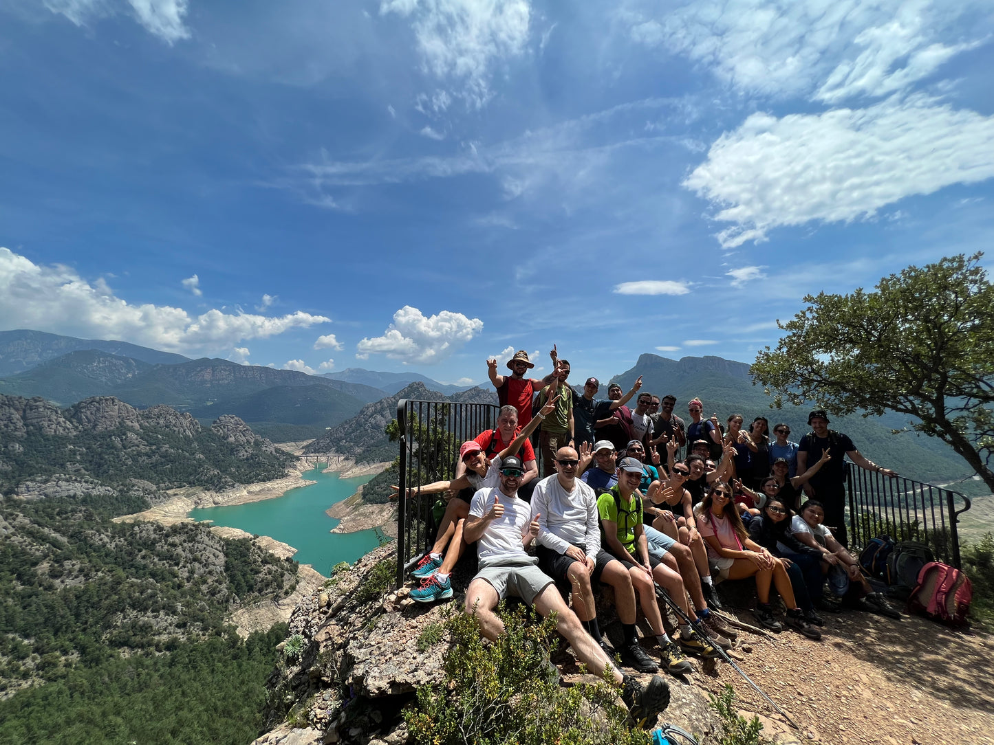 🚌 EN BUS 🐉 Legendario Vall de Lord 🦅 Intermedio-Avanzado 14km 💪 ➸ 🗓️ Sábado, 03.05.25