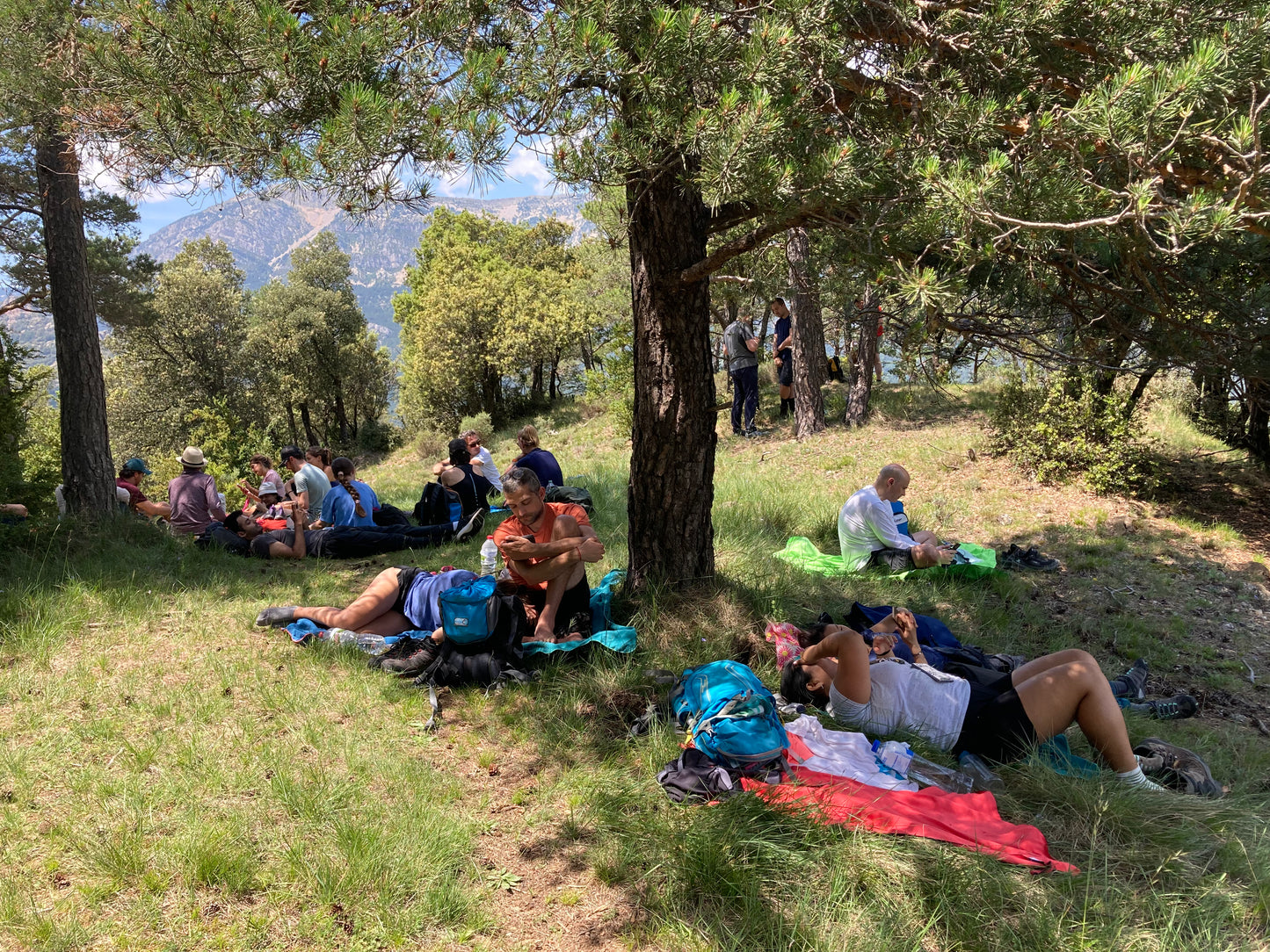 🚌 EN BUS 🐉 Legendario Vall de Lord 🦅 Intermedio-Avanzado 14km 💪 ➸ 🗓️ Sábado, 03.05.25