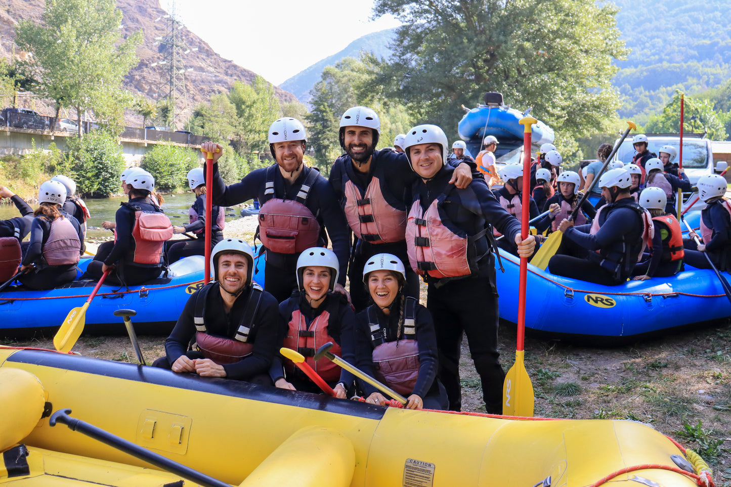 🧚🏼‍♂️ El finde inolvidable: Congost, Kayak y Rafting ✨ Intermedio 💪🏼 ➸ 🗓️ Sábado, 20.09.25 - Domingo, 21.09.25 💰239€ - 279€