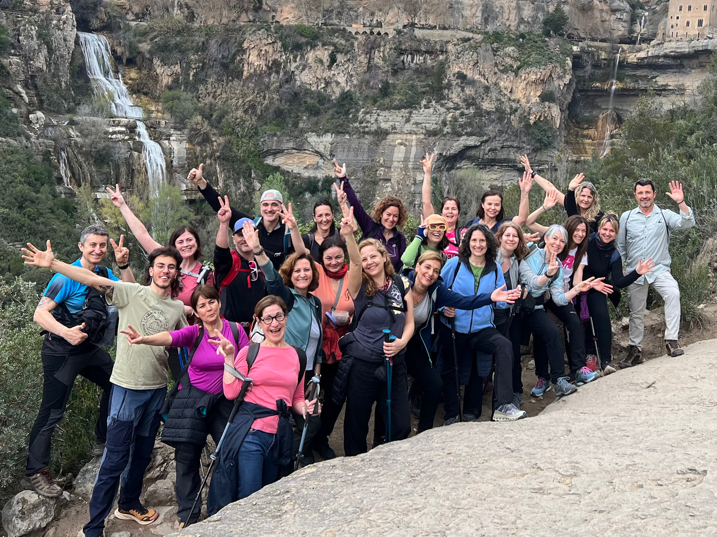 🙋🏼‍♀️ 45-65 años ❄️ SEMANA SANTA - Minivacaciones en Prepirineo 🌳 Intermedio 💪 💰219€-249€ ➸ 🗓️ Viernes, 03.04.26 - Domingo, 05.04.26