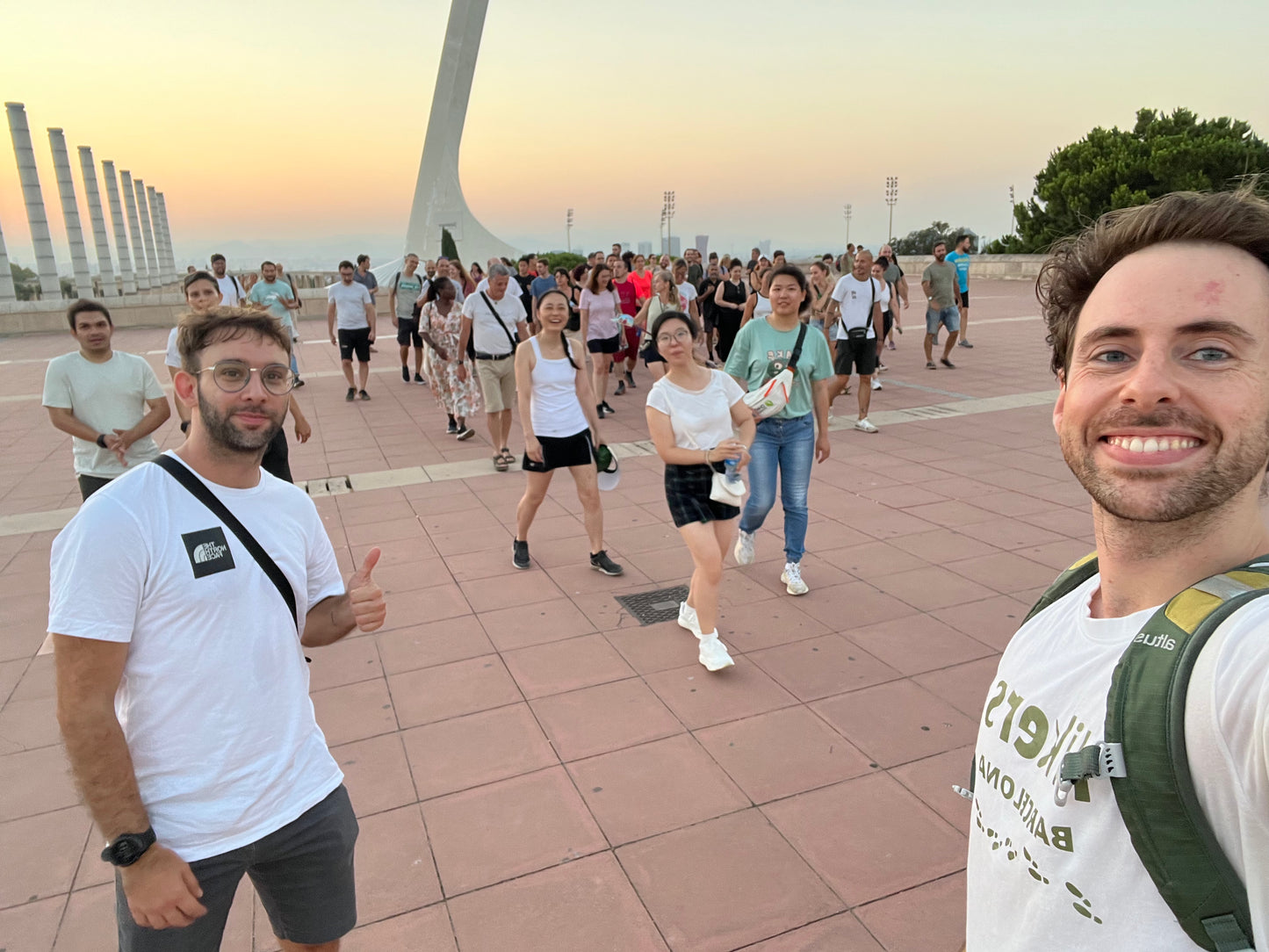 👩🏼‍💻 After-Work 🌳 Paseito 1 Hora por Montjuïc + Cervecita Poble Sec!🍺 ➸ 🗓️ Jueves, 05.02.26