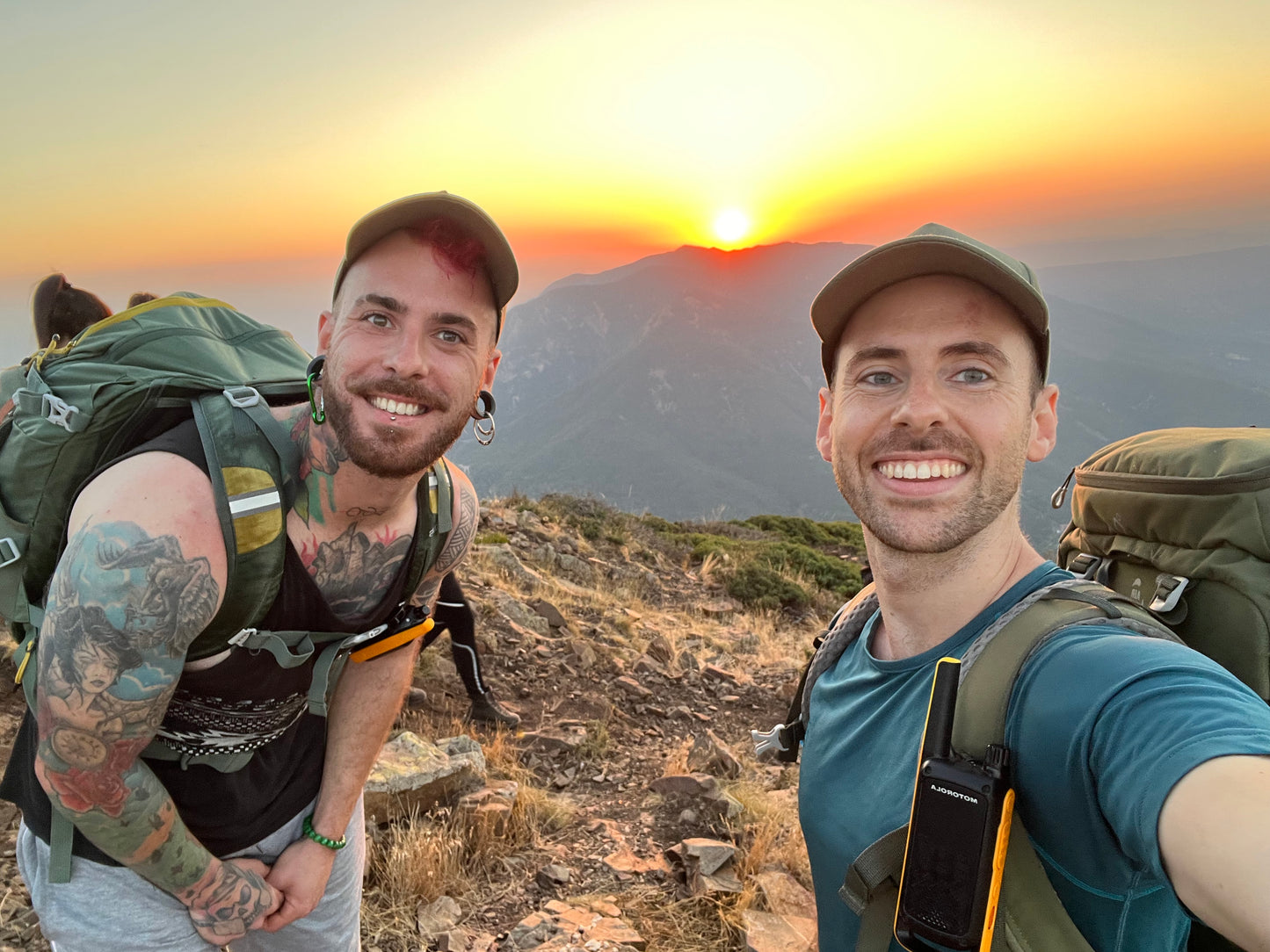 🔥1 plaza 🧚🏼‍♂️ El viaje inolvidable de Hikers: Congost, Kayak, Siurana y Perseidas ✨ Intermedio 💪🏼 ➸ 🗓️ Viernes, 15.08.25 - Domingo, 17.08.25 💰349€ - 399€